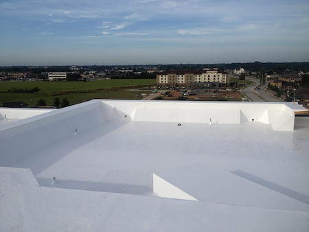 Flat roof problems you cant ignore in gulf coast commercial buildings